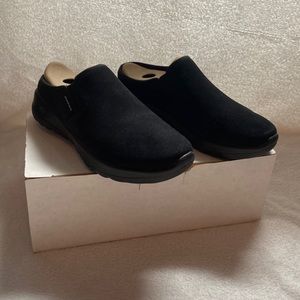 Sketchers GOGA MAX Mule